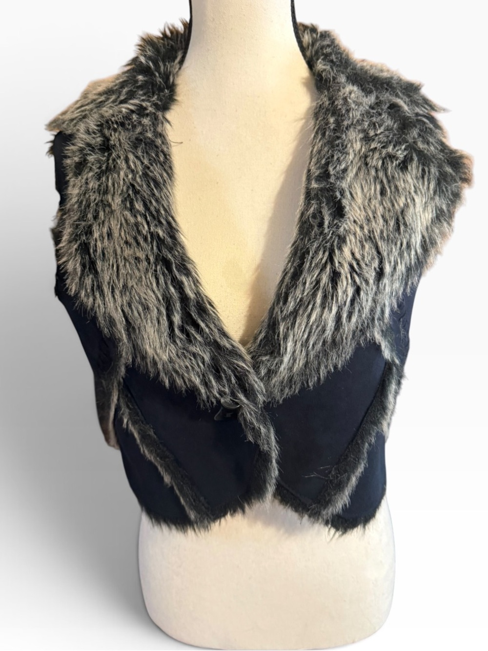 By Deep Los Angeles Faux Fur Vest Womens Y2K Black Gray Cropped Boho Grunge L
